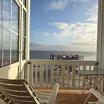 Gaestehaus-gorch-fock-wohnung-5-mit-direktem-meerblick