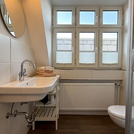 Gaestehaus-gorch-fock-wohnung-5-mit-direktem-meerblick 아파트 비크아프포르