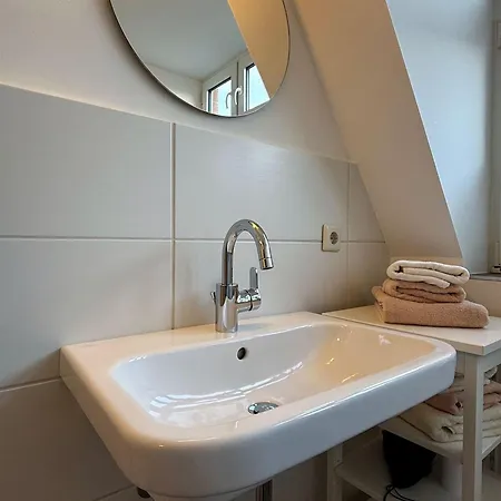 Gorch Fock 5 Mit Direktem Meerblick! Apartment